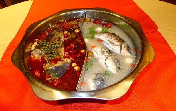 云南铜锅鱼·滇大池蒸汽石锅鱼