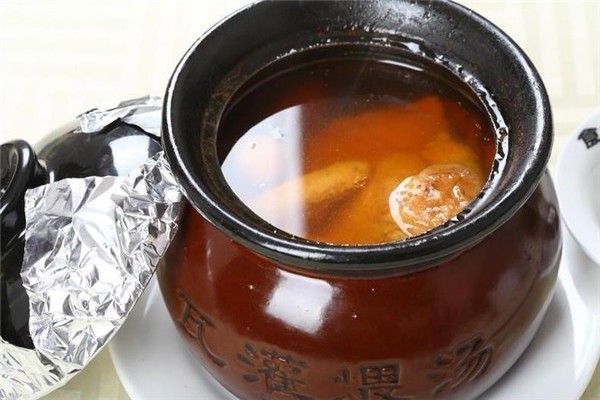 龙老五瓦罐煨汤