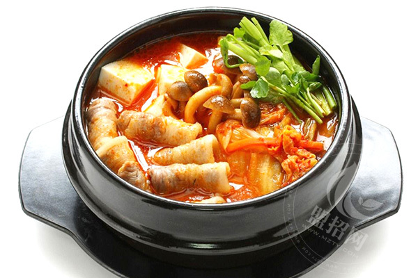 加盟炙城韩式料理一天收入是多少？炙城韩式料理加盟怎么样？