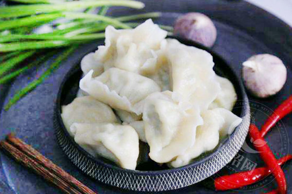 刘小厨菌汤饺子