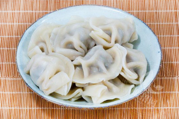 集天鲅鱼饺子·威海菜